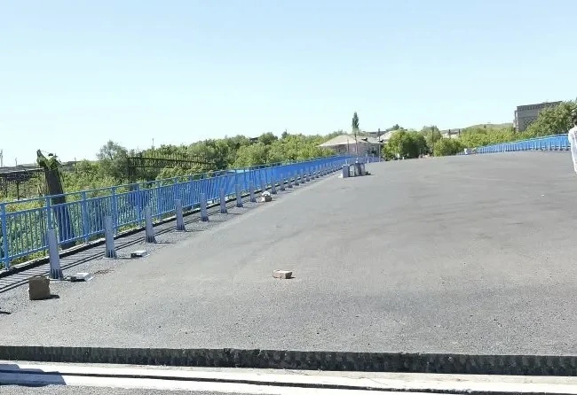 Уважаемые медногорцы!
Добрался до важной и долгожданной для всех нас темы — ремонта путепровода на у