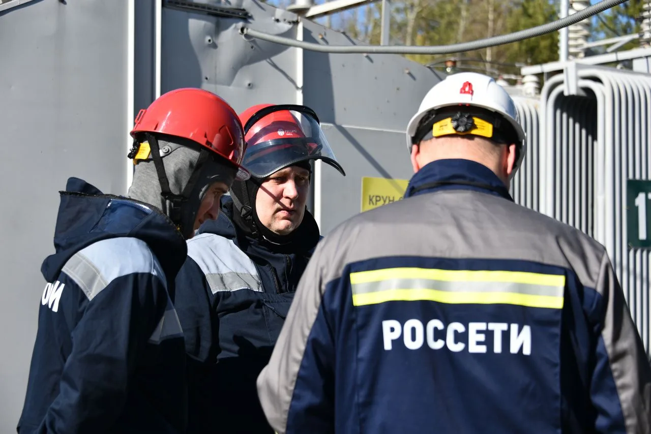 Югорские энергетики повысили надежность электроснабжения двух нефтяных месторождений

📌 «Россети Тю