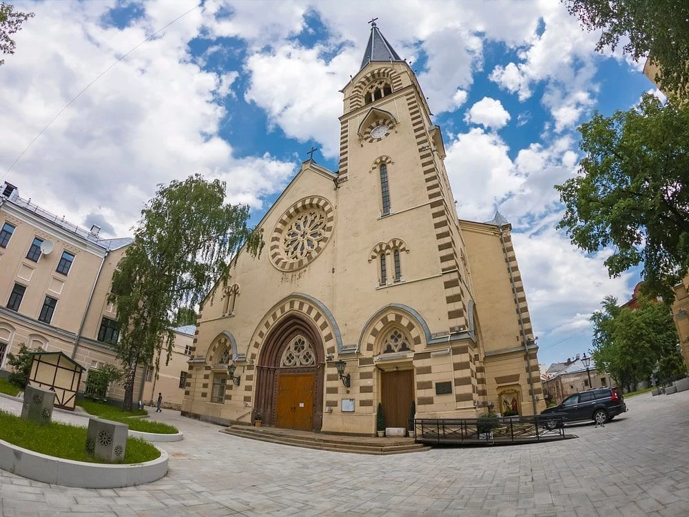 Скидка 40% по промокоду ИюньФБ26

Концерт-экскурсия. Бах. Токката и фуга ре минор. Григ. Пер Гюнт. Г