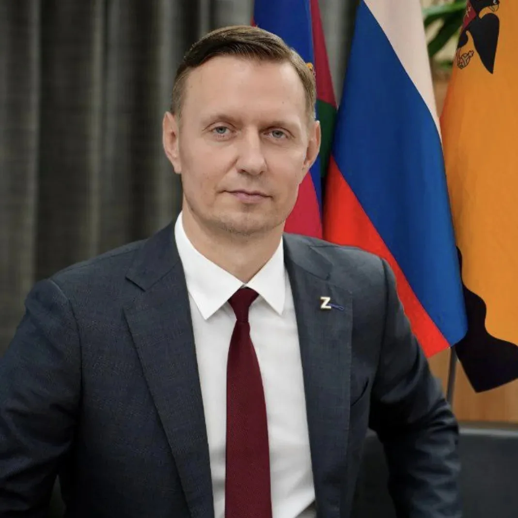Уважаемый Андрей Васильевич! 

Примите самые искренние и тёплые поздравления с днём рождения!

Ваш п