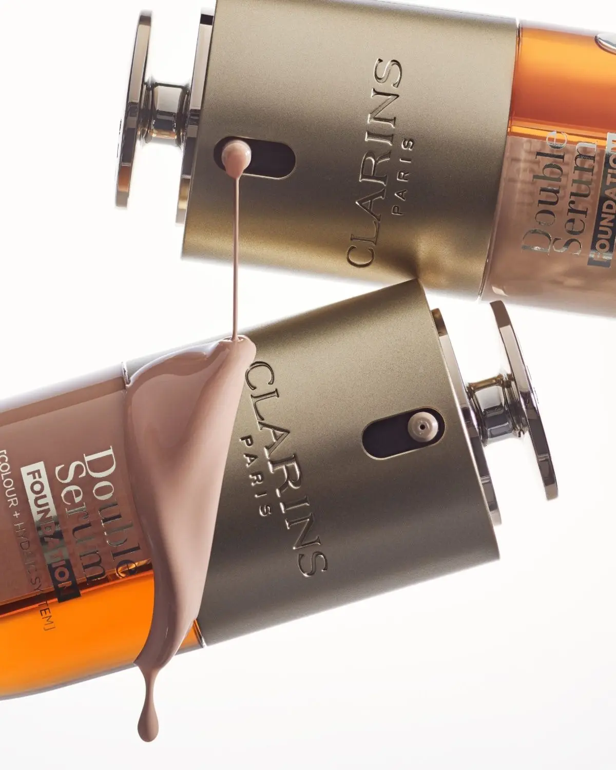 Фанаты Clarins, минуточку внимания!

С 27 по 30 июля дарим скидку 35%. Сыворотки, блески, ароматы и 