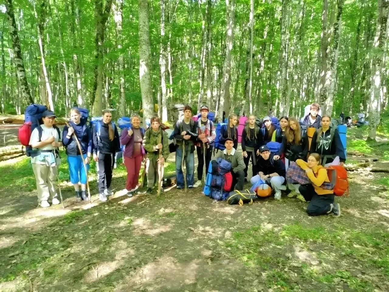 🌟 Поход «Росток»: старт летних каникул! 🌟

Сразу после линейки последнего звонка, наши ребята отпр