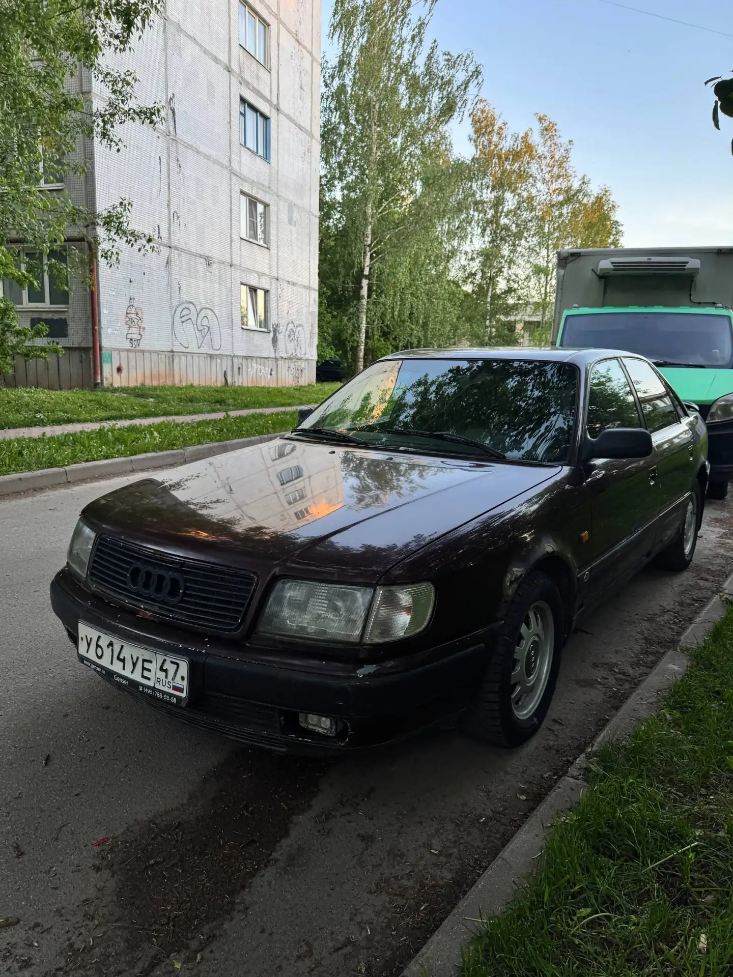 Audi 100 c4 1990г 2.3 
Мешалка, 400к пробега, бегает для своих лет хорошо
Машина 6 лет была в одних 
