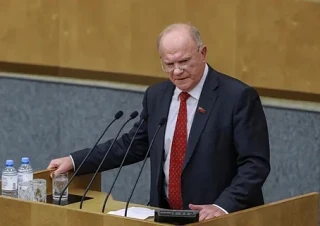 💵 Лидер КПРФ Геннадий Зюганов призвал забрать деньги россиян с банковских вкладов и направить их в 