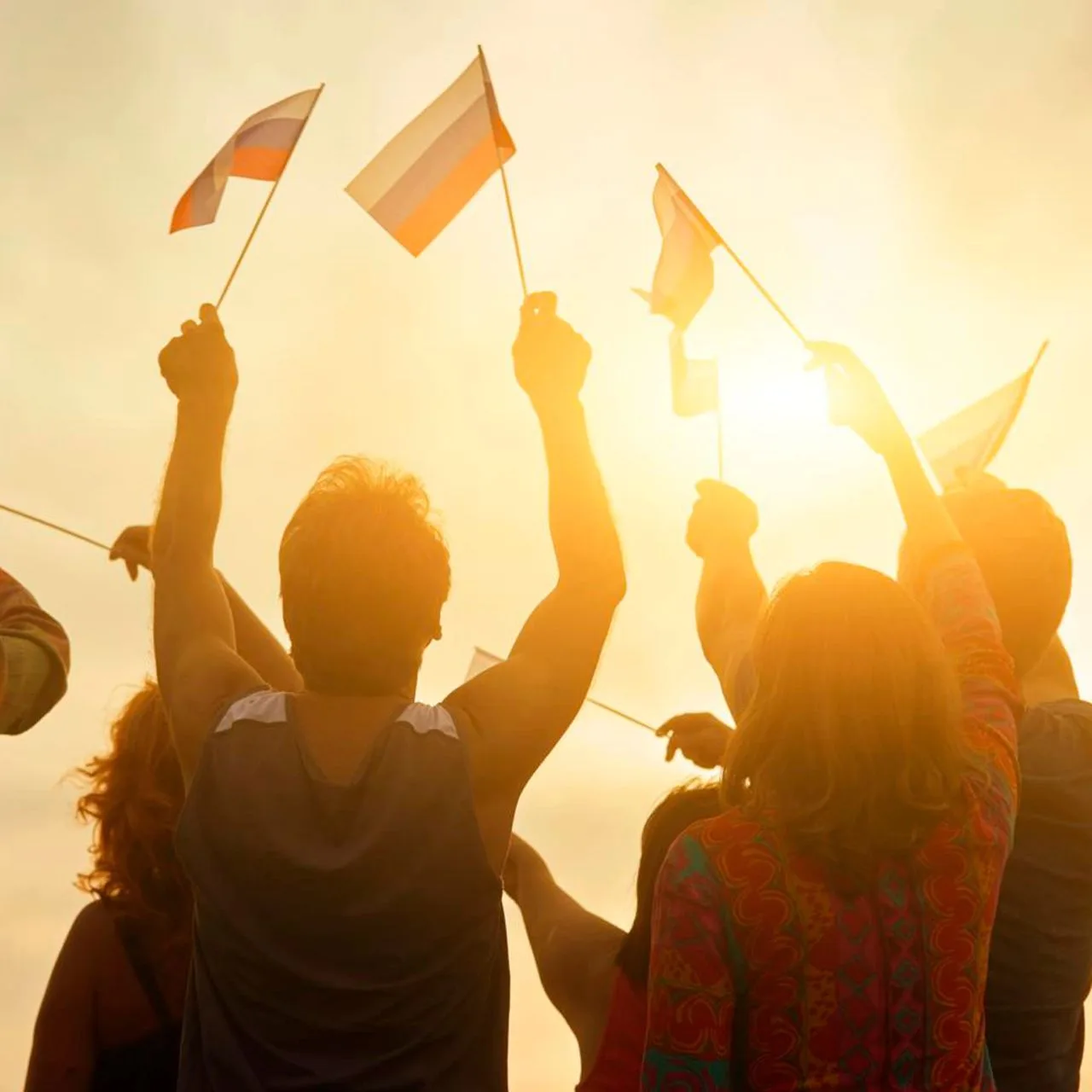 С Днём России! 
 
12 июня наша страна отмечает один из важнейших государственных праздников — День Р