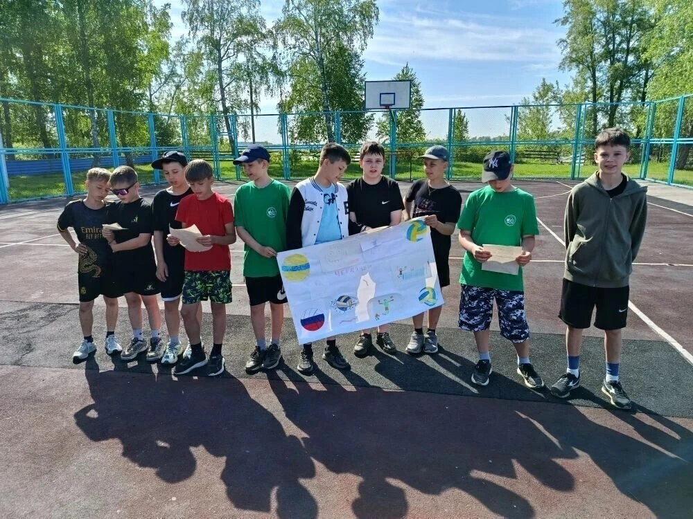📍1 июня на базе Первомайской спортивной школы начал работу летний оздоровительный лагерь «Витязь». 