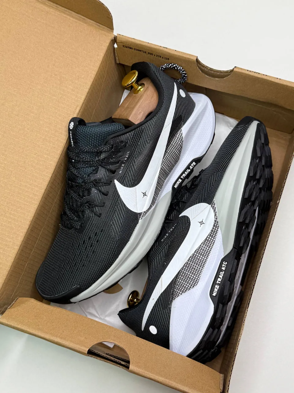 👟 Nike Trail ATC

— Материал: cетка,текстиль,пена Zoom(подошва);
— Сезон:лето,весна;
— Назначение: 