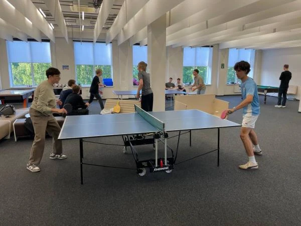 В РЭШ прошел финал турнира по настольному теннису 🏓

В этом году в соревнованиях приняли участие 42