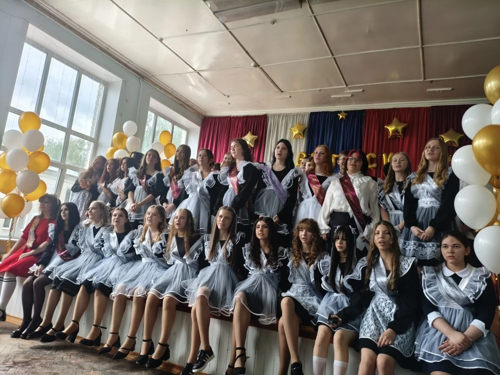 🎊 Последний звонок — начало большого пути!🎊
26 мая 2026 года прозвенел последний звонок для наших 