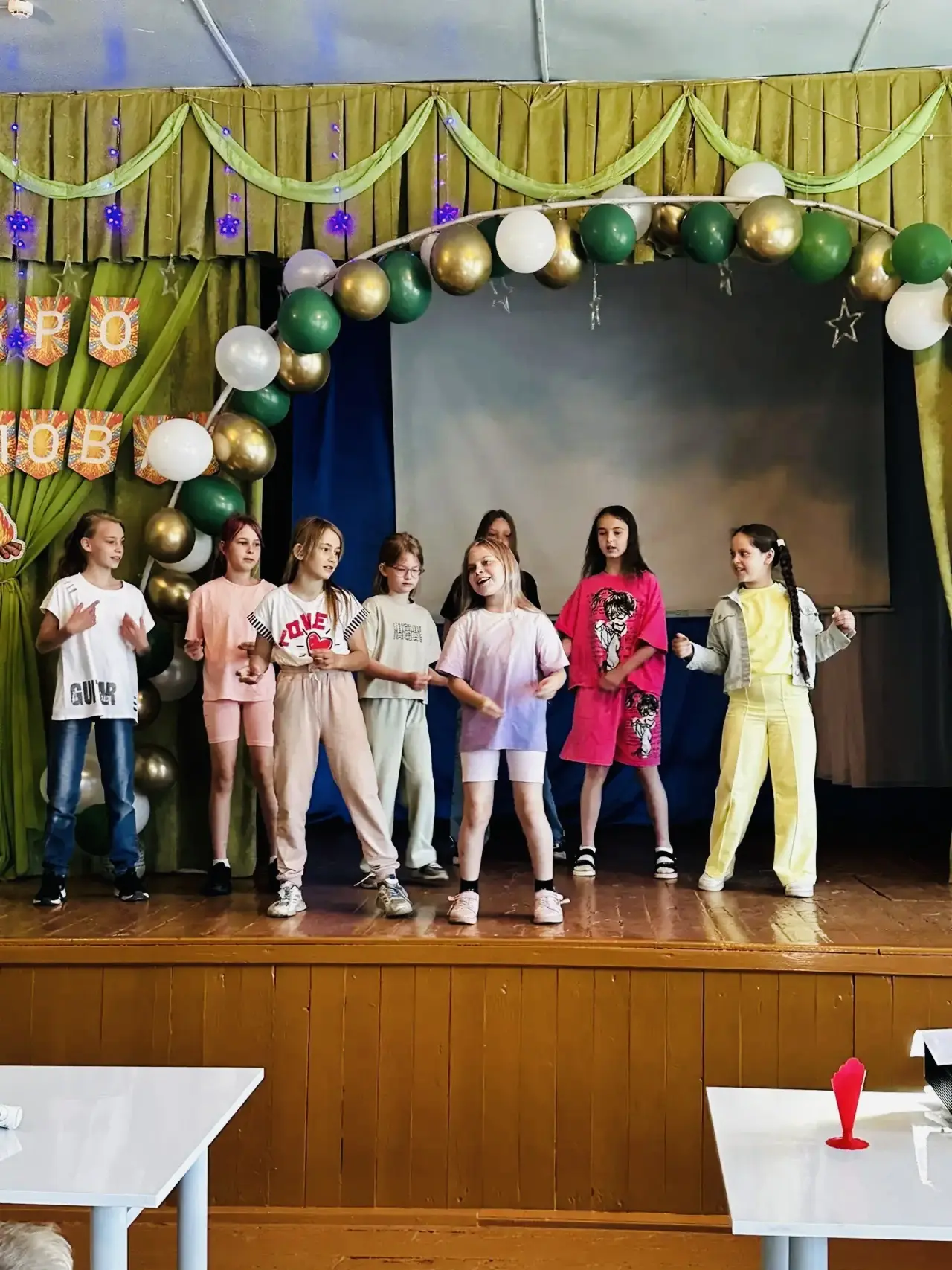 🌞 Мы открылись! 🌞

🌿 Лето — это маленькая жизнь, и она началась! Наш пришкольный лагерь «Солнышко