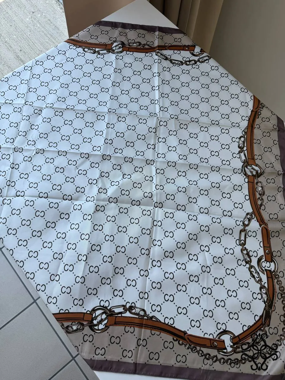 📌1.300₽
20% шелк, 80% вискоза
90*90 см
Lea Lab♥️
