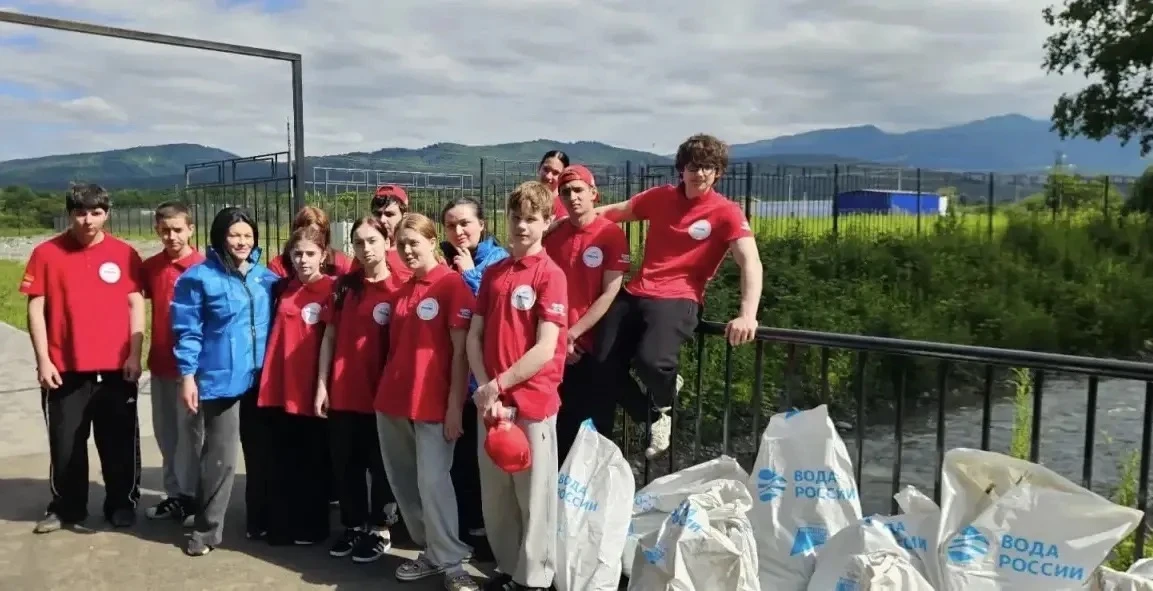 💧 Воспитанники Специального профессионального училища приняли участие в акции «Вода России»

Более 