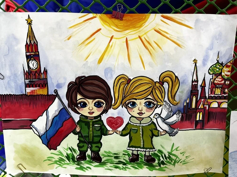 🎨 Маленькие сердца — большая любовь к Родине! ❤️ Выставка рисунков «Рисуй, Россия!»
Что для ребенка