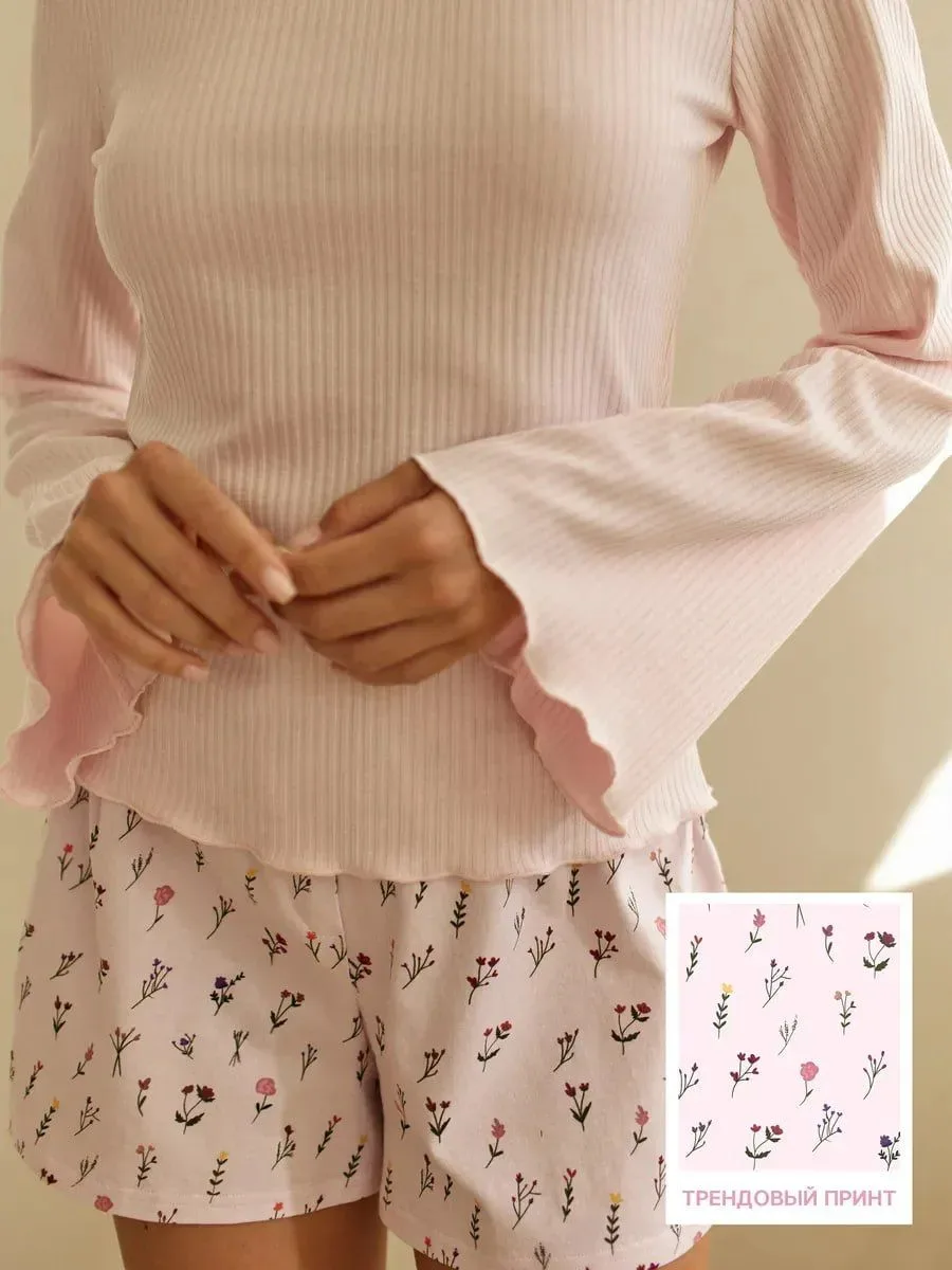 Кажется, я нашла самую нежную пижаму на этой распродаже 🌸

Покорила своим нежным оттенком и уютным 