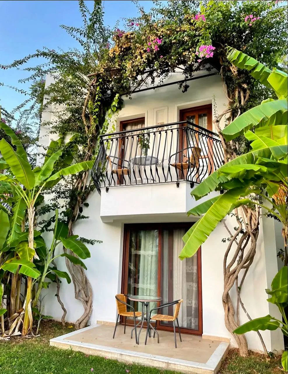 Отель с невероятно красивыми видами на море в Бодруме.

SELECTUM COLOURS BODRUM 5*

На территории ес
