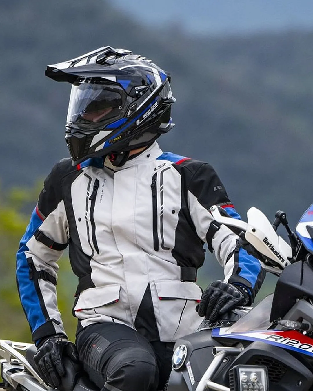 LS2 Narvik Man Jacket — туристическая куртка для любых маршрутов 🏍 

Создана для путешествий и длит