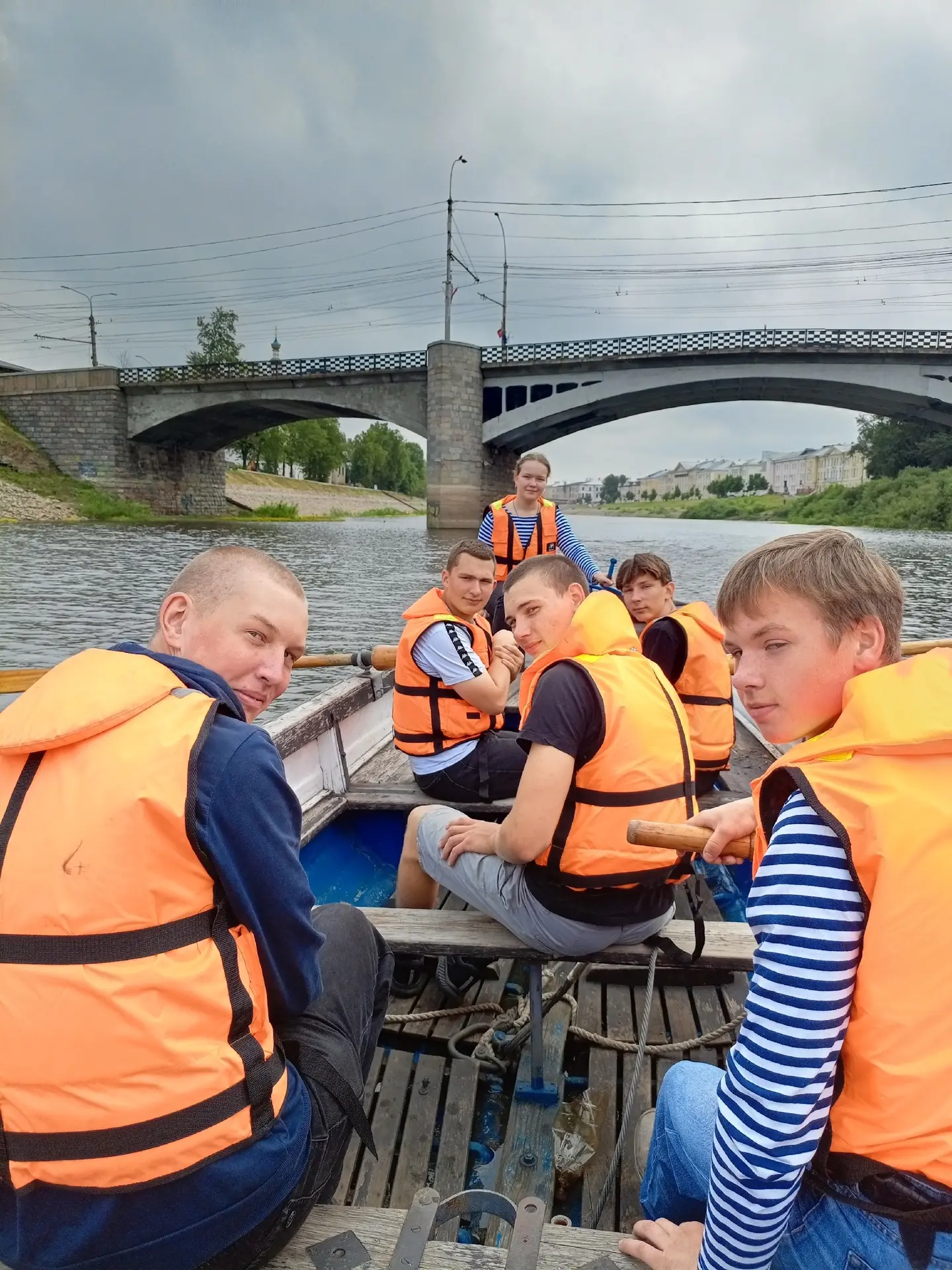 Летняя шлюпочная практика.🛶
Река, ял, команда!💪
#МеридианМорской
#ЛетоСпользой35