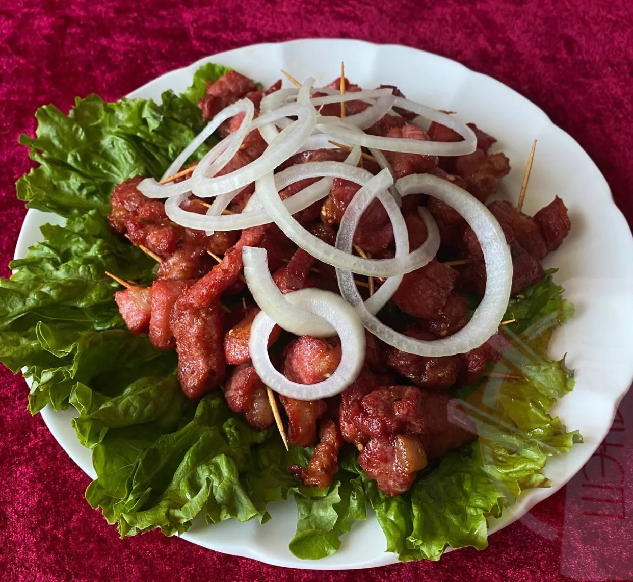 Любовь с первой шпажки 🍖
Небольшие насыщенно розовые кусочки с дымком— наш хит) У нас его обожают и