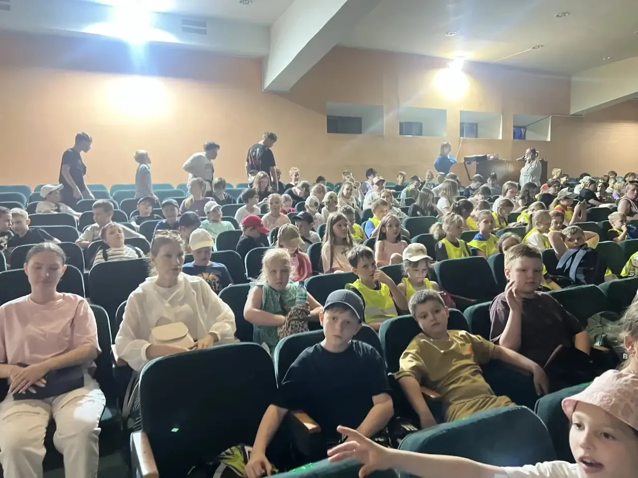 🇷🇺 11 июня в пришкольных лагерях «Солнышко» и «Движение Первых» #лучшая37 день был наполнен яркими