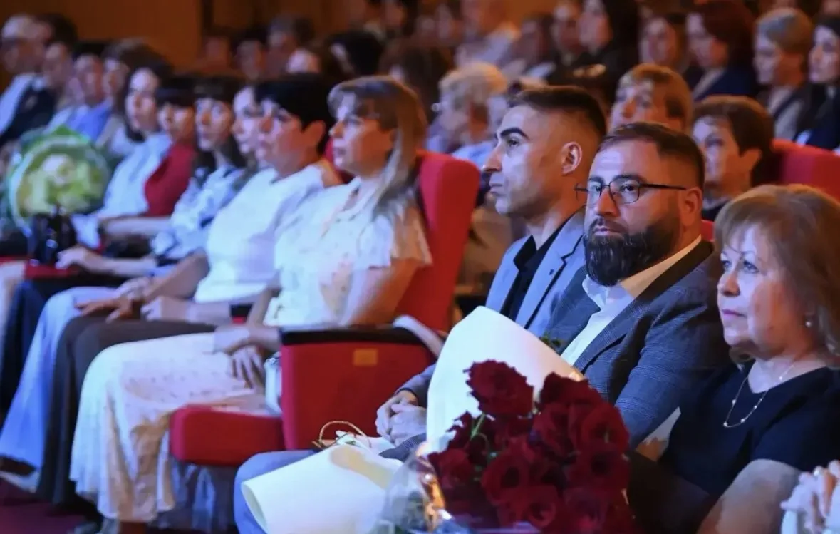 🇷🇺 Мы гордимся своими выпускниками!

Сегодня мы хотим рассказать о человеке, который прославляет н
