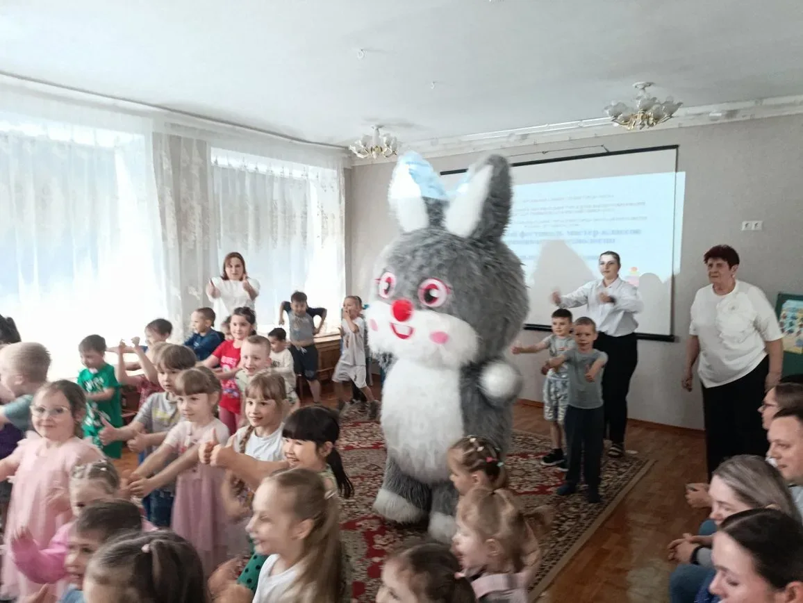 Мастер-класс для родителей прошел в теплой и дружеской атмосфере

🎉21 мая в нашем учреждении состоя