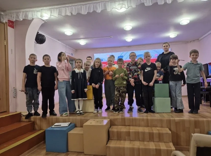 5 декабря в концертном зале нашей школы прошло мероприятие «Поиграем в сольфеджио!». Учащиеся принял