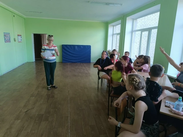 🌻🌻🌻Один день на площадке «Родные просторы»: солнце, мультфильмы и загадки народов мира.🌻🌻🌻

🌞