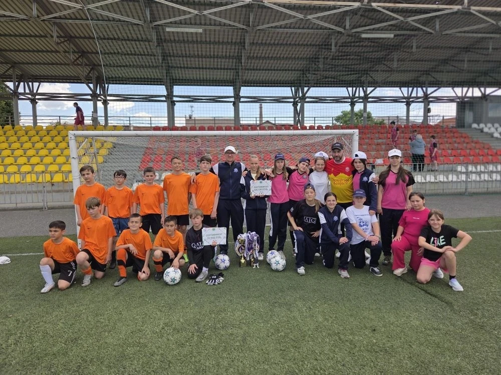 ⚽️Завершился турнир на Кубок Главы Республики. У наших ребят — достойный итог.

🥇 Девочки МБОУ СОШ 