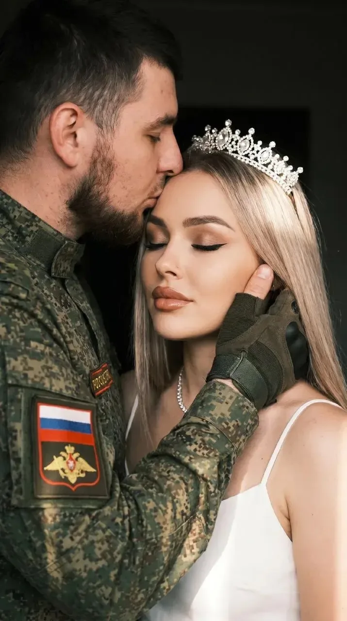 ✨ Стильные фото без съёмок и лишних затрат

Создаю реалистичные фотографии с помощью ИИ — для любых 
