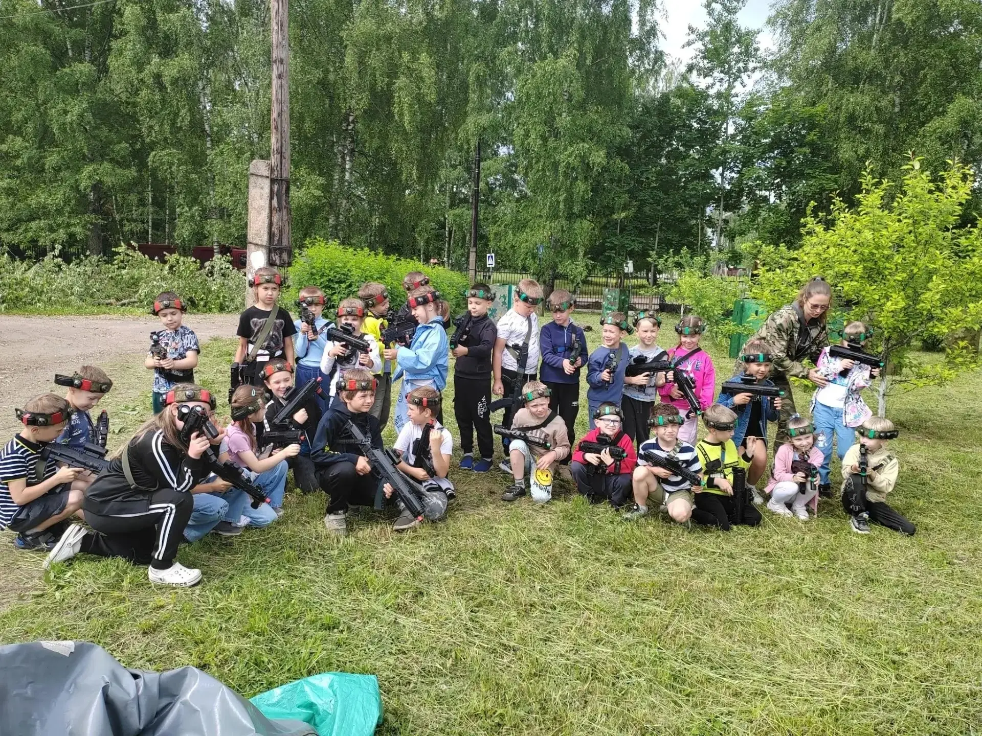 ‼️Лазертаг-адреналин: как прошёл день приключений в пришкольном лагере‼️

Сегодня в нашем лагере слу