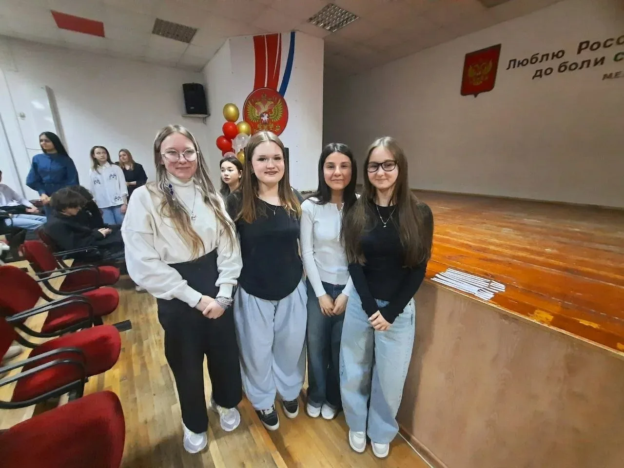 🎓 Профориентация от студентов АГУ

Студенты факультета иностранных языков под руководством преподав