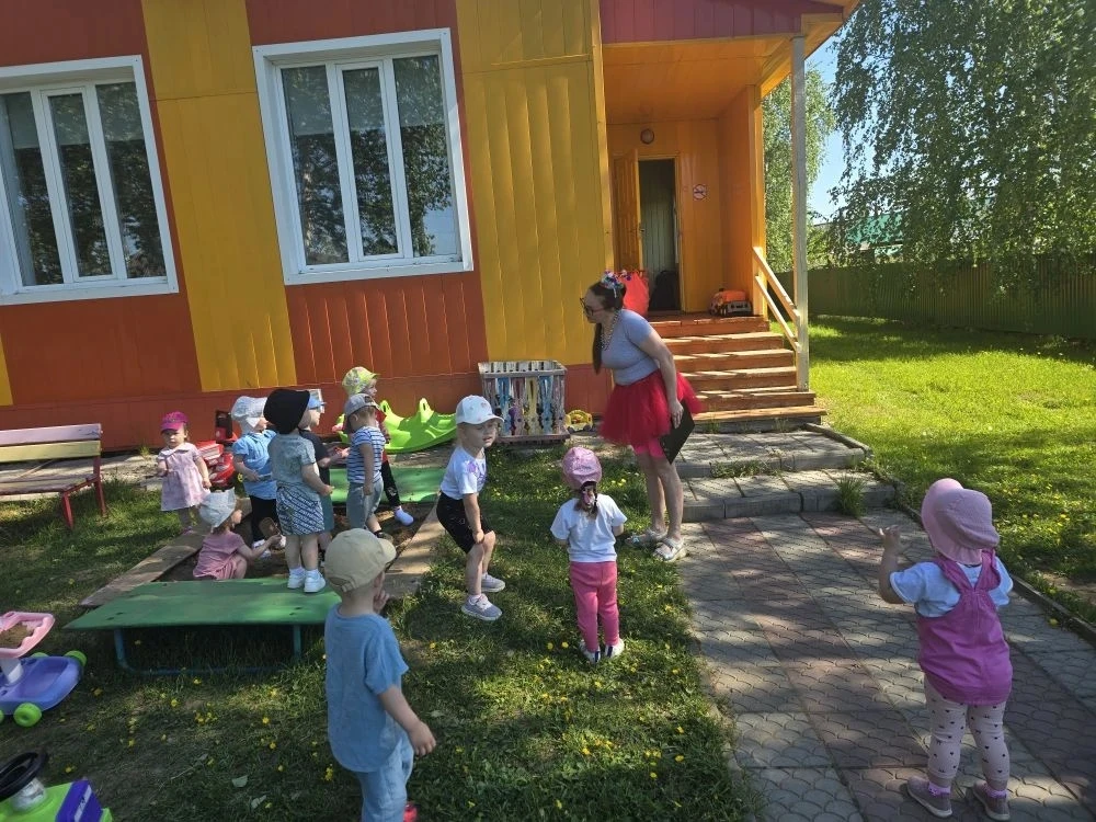 9 июня весь мир отмечает замечательный праздник – Международный день друзей! И, конечно же, наши сам