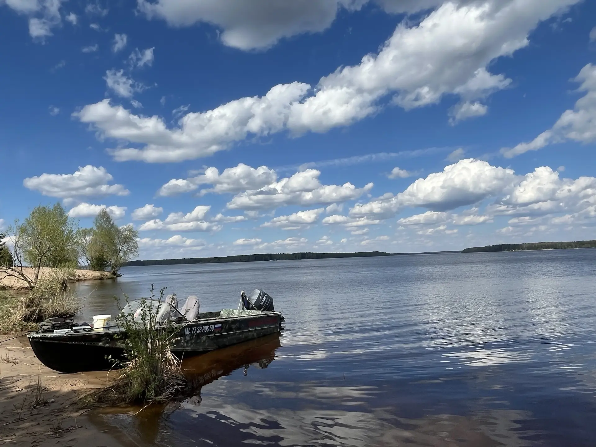 Был сегодня на воде , цель была отдохнуть ну и рыбку проверить. В мае обычно ловлю на Могильном но с