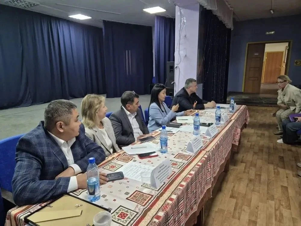 🤝 В Чернышевске обсудили развитие бизнеса и меры поддержки предпринимателей

И.о. заместителя предс