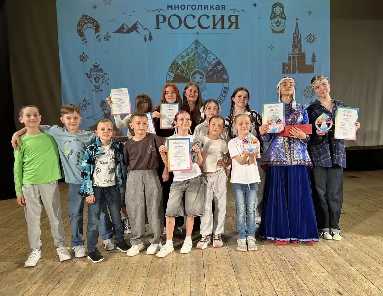 2 насыщенных дня прошли у эстрадной студии «До-ми-дэнс» 11 июня солисты Ульяна Таганова🌸 Вера Павло