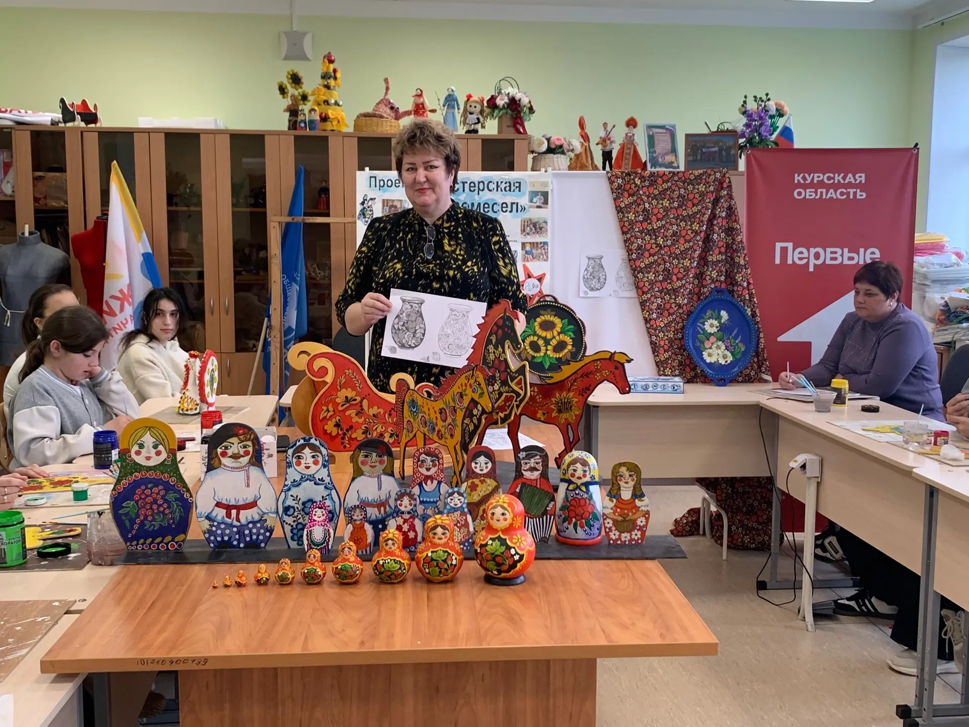 🎨 Роспись по дереву - это интересное и креативное занятие, которое позволяет каждому раскрыть свой 