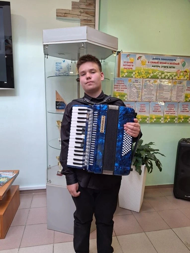 8 июня учащиеся нашей школы Носов Павел (преподаватель Мактупова В. Ф.) и Алексеенко Фёдор (преподав
