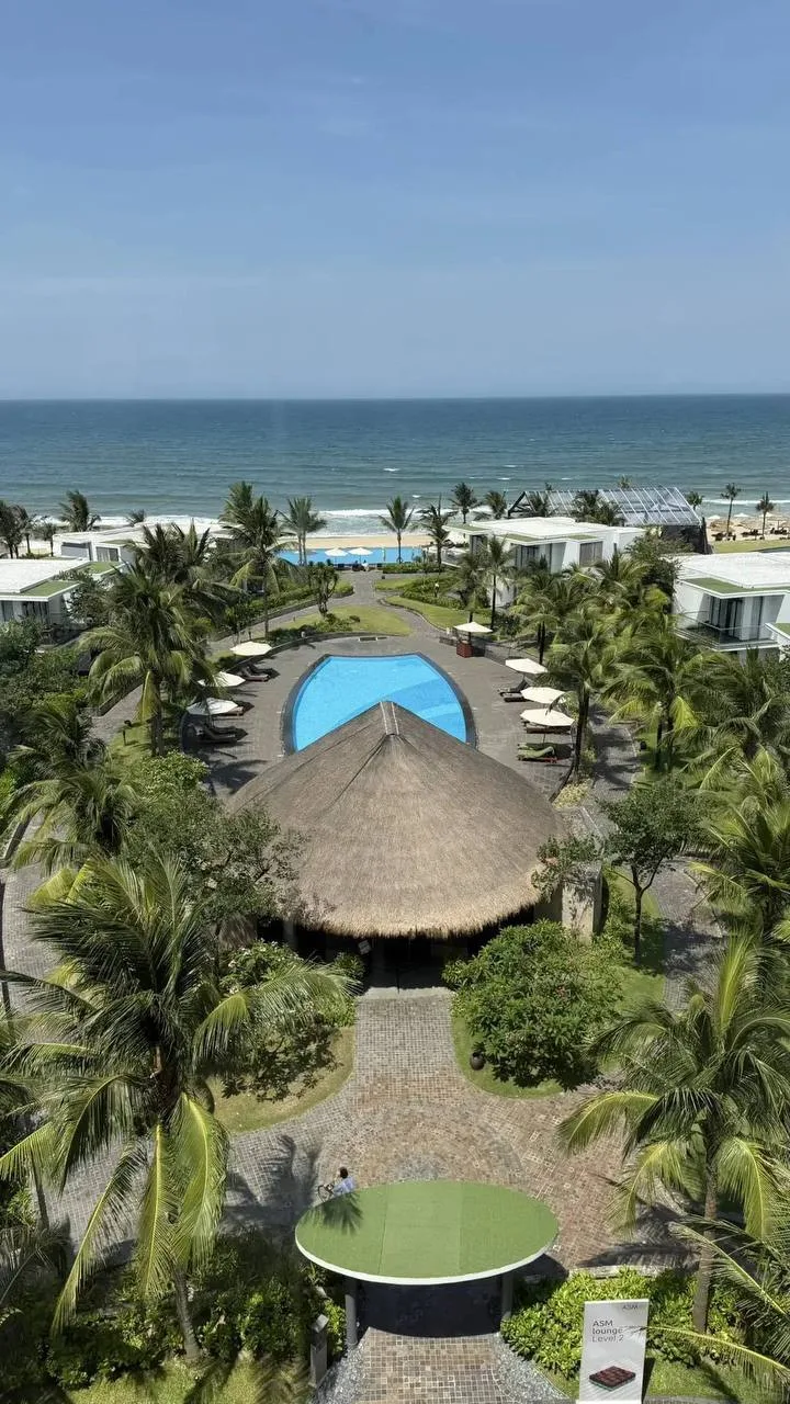 Обзор отеля Melia Danang Beach Resort 5* 🇻🇳

По просьбам подписчиков наш менеджер Ольга съездила с