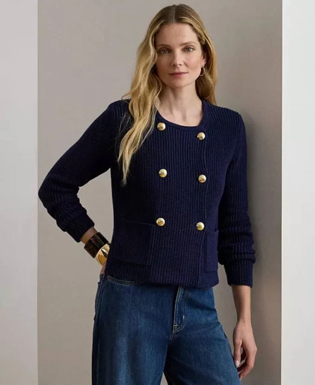 Ralph Lauren 💙

🏷️9105 руб с учетом скидки 70%
вместо $246
XS, S, M, L, XL, XXL
100% хлопок

#0607