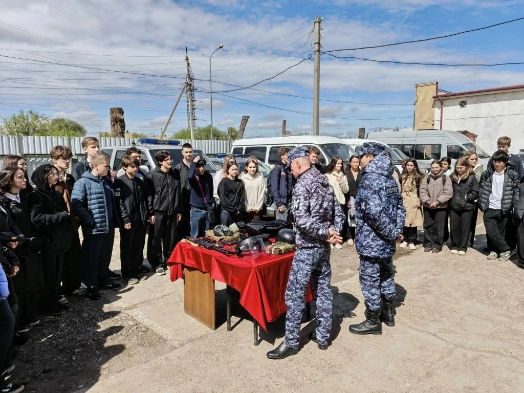 📢День открытых дверей.

20 апреля 2026 года  учащиеся 9 В и 10 Б классов побывали на Дне открытых д