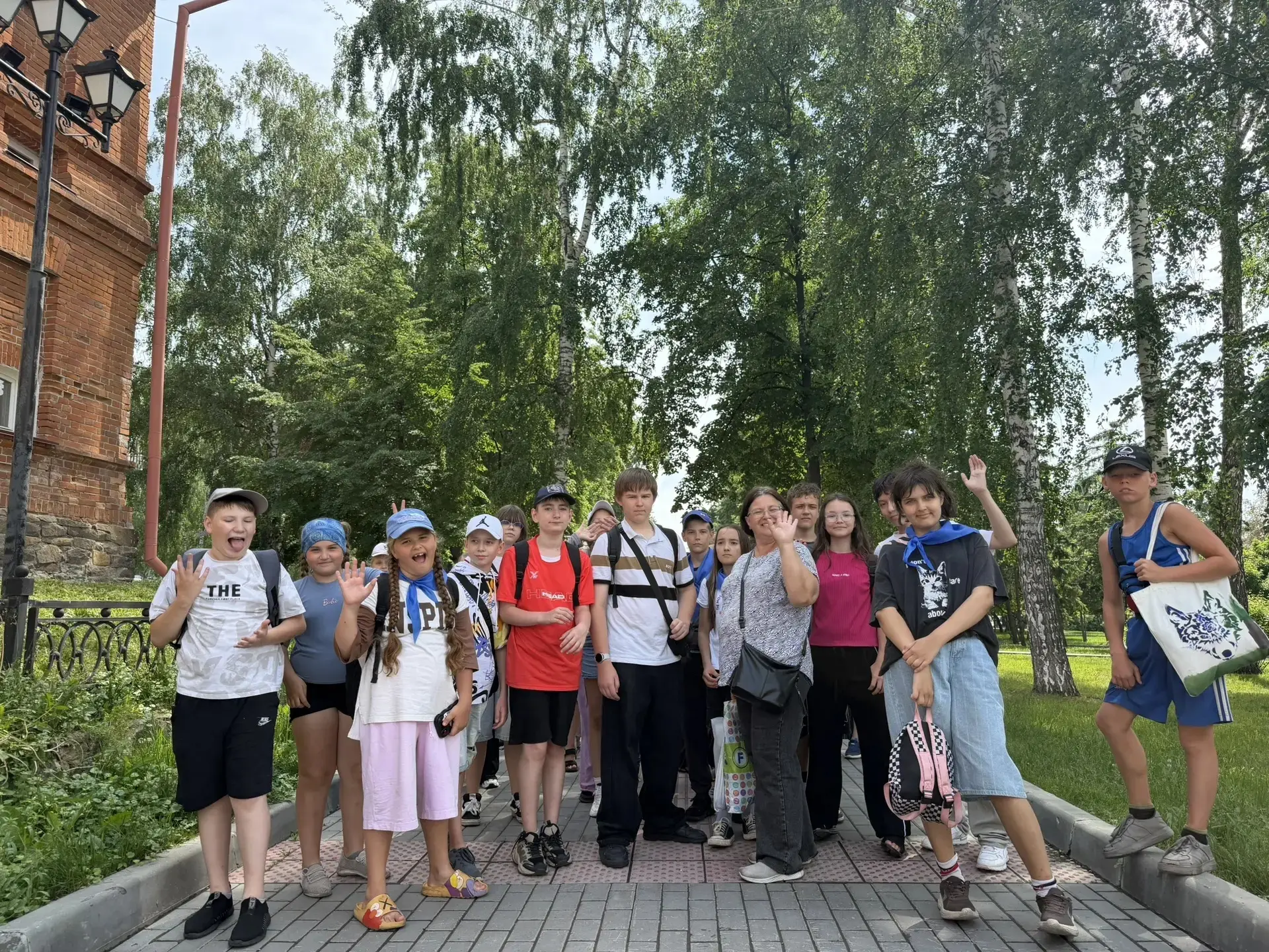 🎉 День ярких впечатлений в ЛДП «Пятнашка»! 🎉

Сегодня ребята из лагеря дневного пребывания «Пятнаш