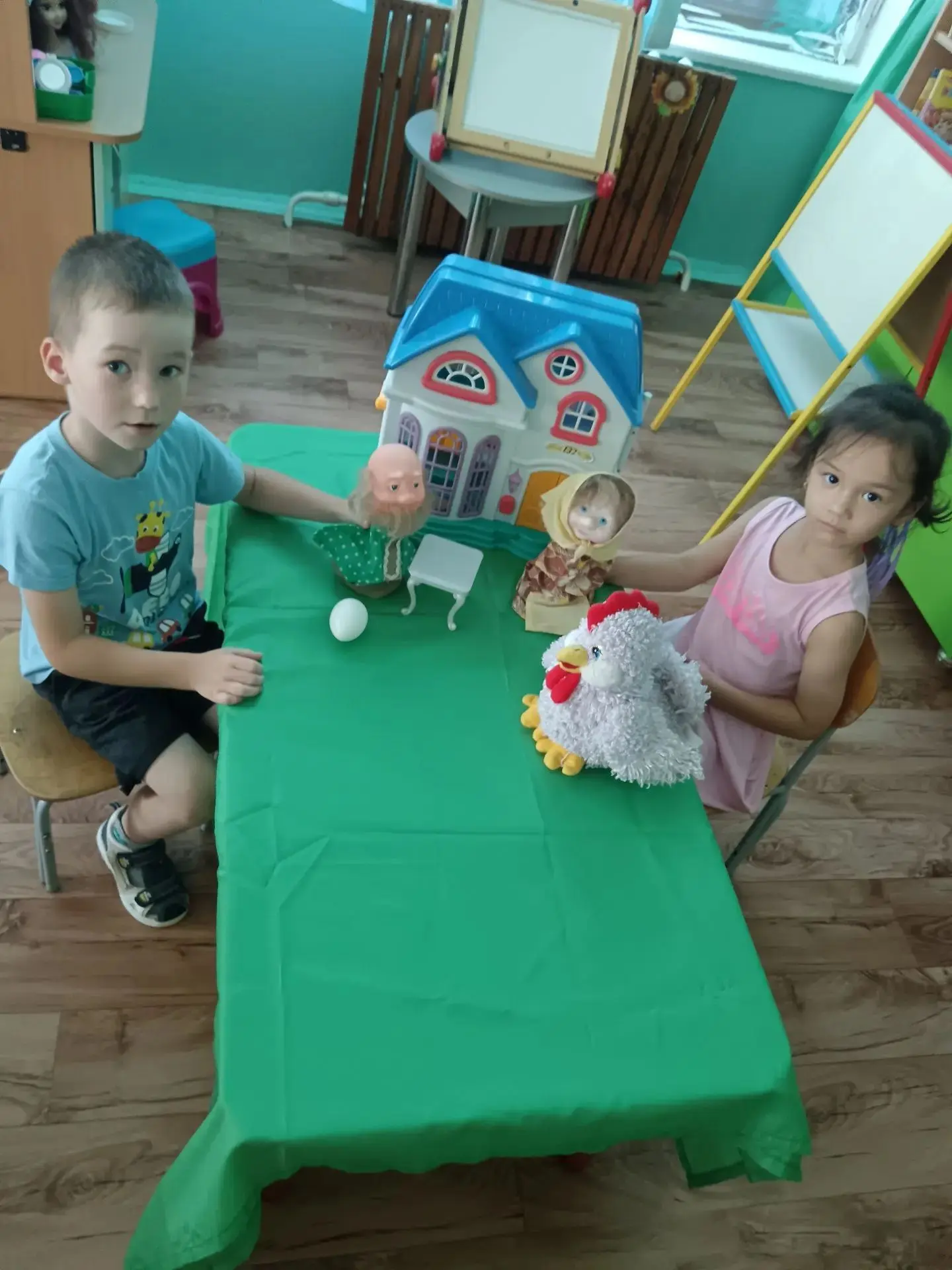 Викторина по народным сказкам. 
7 ГРУППА.
 А вы любите сказки? 
Переходите в наш вк и делитесь в ком