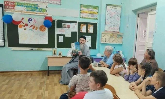 Урок духовности🙏

В школьном лагере «Ромашка» при Старомайнской средней школе №1 состоялась необычн