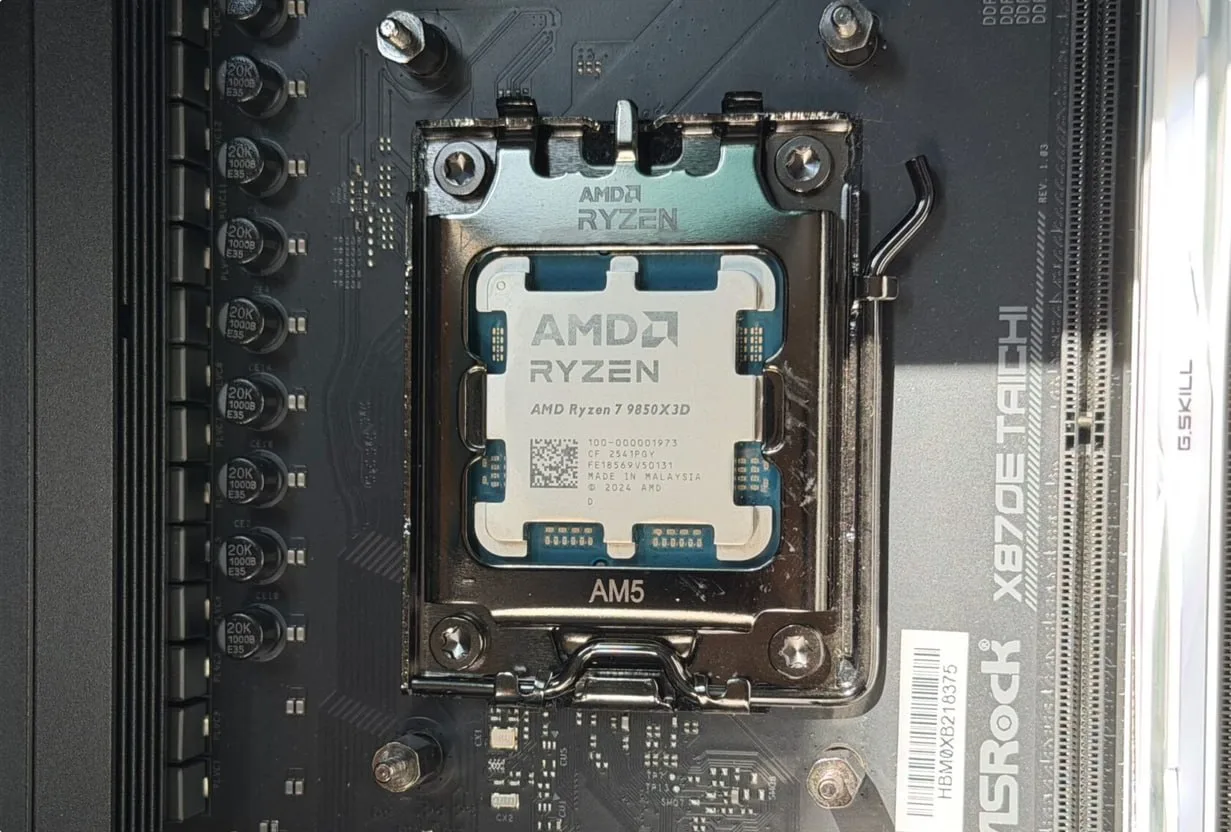 📝 AMD без предупреждения отключила защиту TSME на потребительских процессорах Ryzen

Десять лет наз