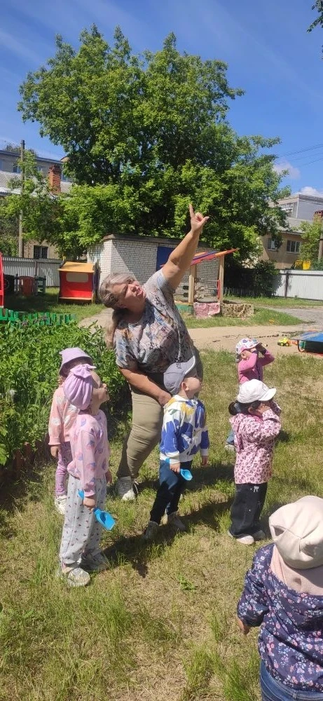 ☁☁☁На что похожи облака?
 
🌸Поднимите в небо глаза,там чудо! Облака. Белые,воздушные,пушистые,загад