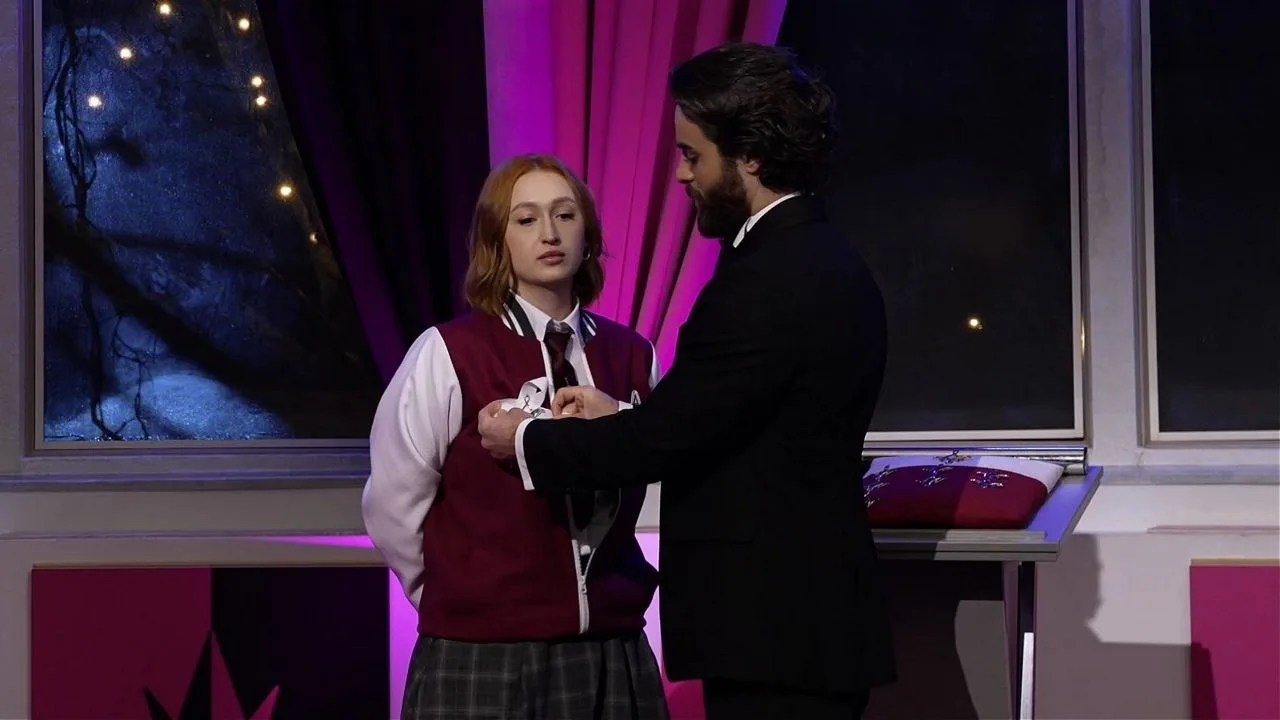 ⚡Белую ленту на этой неделе получила - Валерия Усачёва 

Заслуженно? 

❤-Да
💔-Нет

Следите за обнов