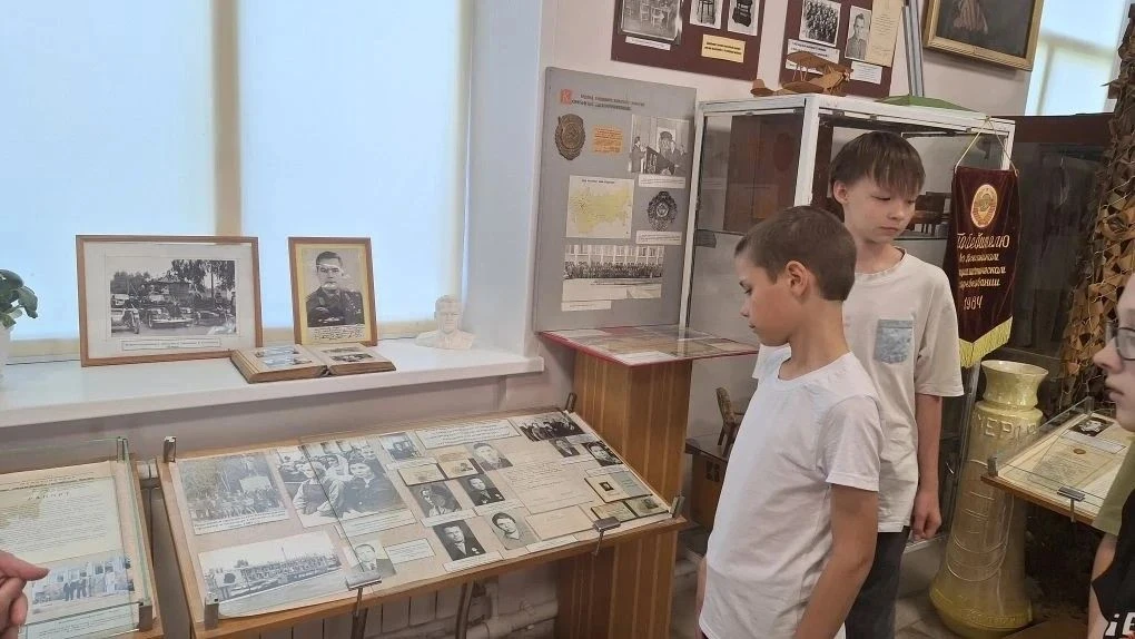 Сегодня, в День памяти и скорби, воспитанники группы кратковременного пребывания нашей школы приняли