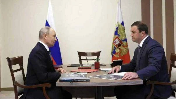 Эксперт заявил, что Путин делает ставку на Омскую область

Руководитель группы по взаимодействию с о