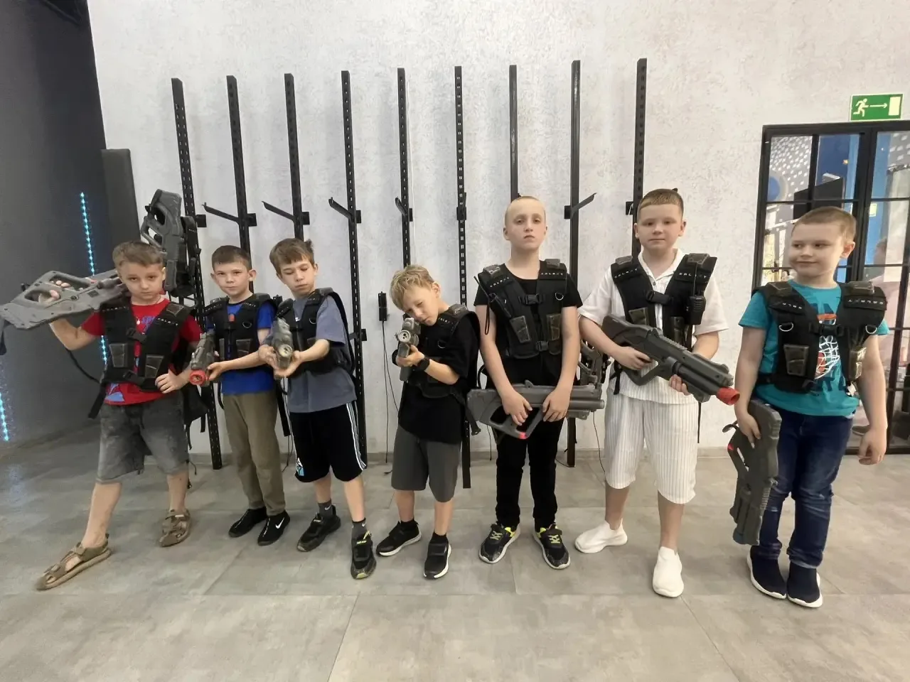🔫 5-й день на «Весёлой планете»: Лазертаг, тактика и море драйва!

Пятый день в нашем приходящем ла