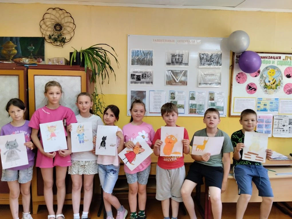 🐕Сегодня говорили о домашних животных. Продолжали формировать представление о их внешнем виде, обра